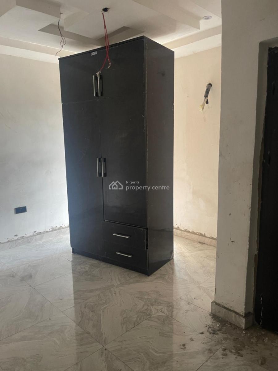 Exclusive Studio Apartment for at Anthony, Maryland, Olatunde Ayoola Avenue, Anthony, Maryland, Lagos, Self Contain (single Rooms) for Sale