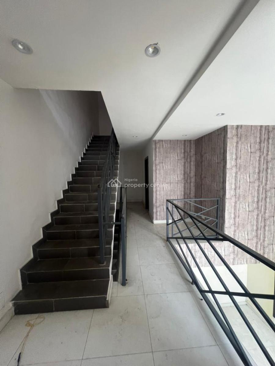 2 Bedrooms Terraced Duplex and Bq, Lekki Phase 1, Lekki, Lagos, Terraced Duplex for Rent