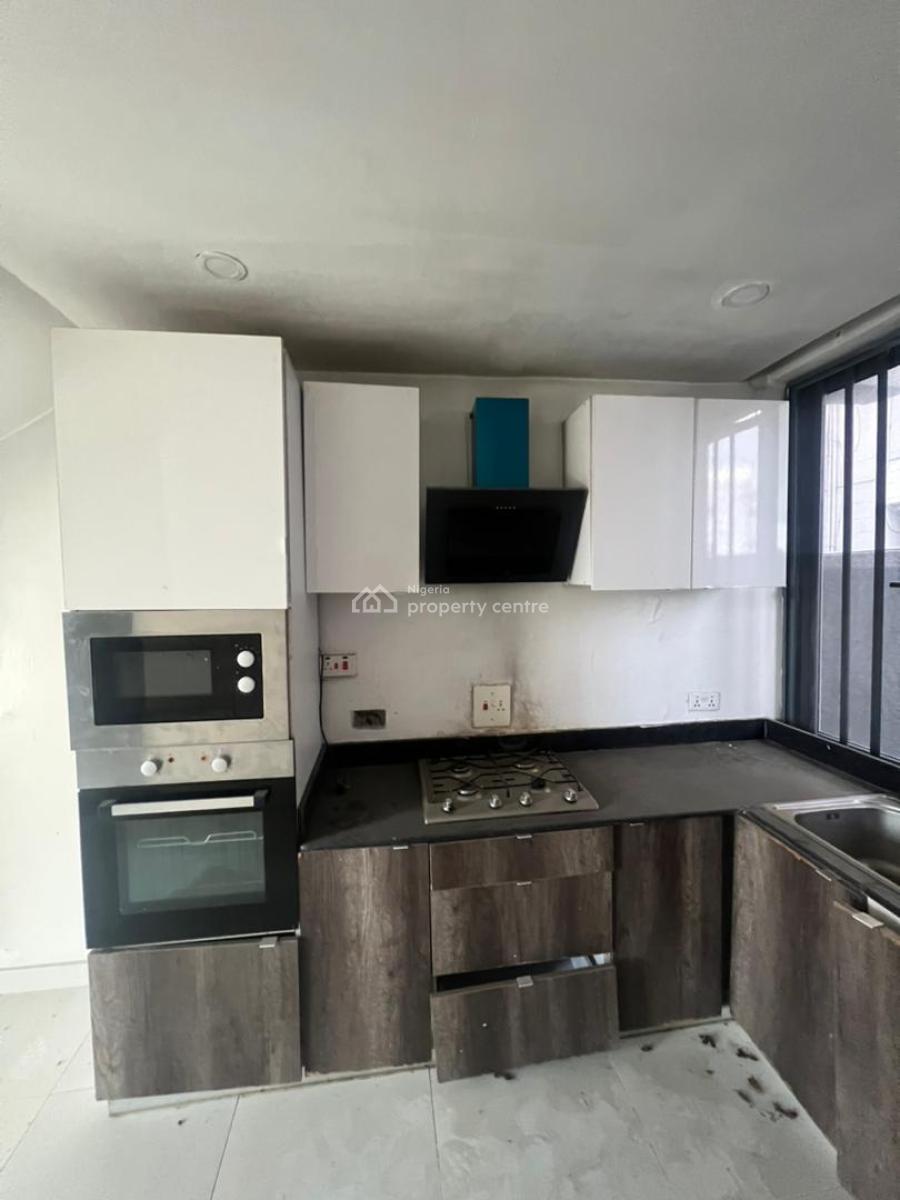 2 Bedrooms Terraced Duplex and Bq, Lekki Phase 1, Lekki, Lagos, Terraced Duplex for Rent