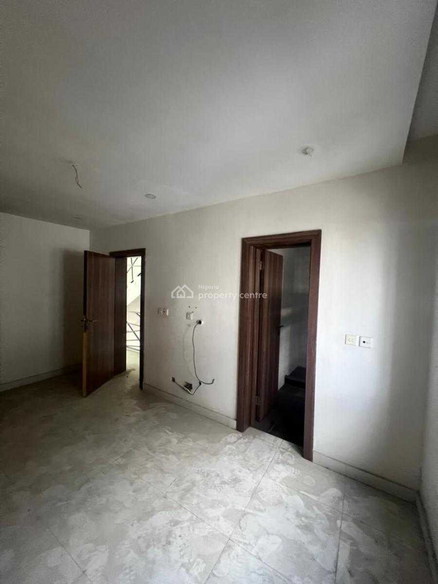 2 Bedrooms Terraced Duplex and Bq, Lekki Phase 1, Lekki, Lagos, Terraced Duplex for Rent
