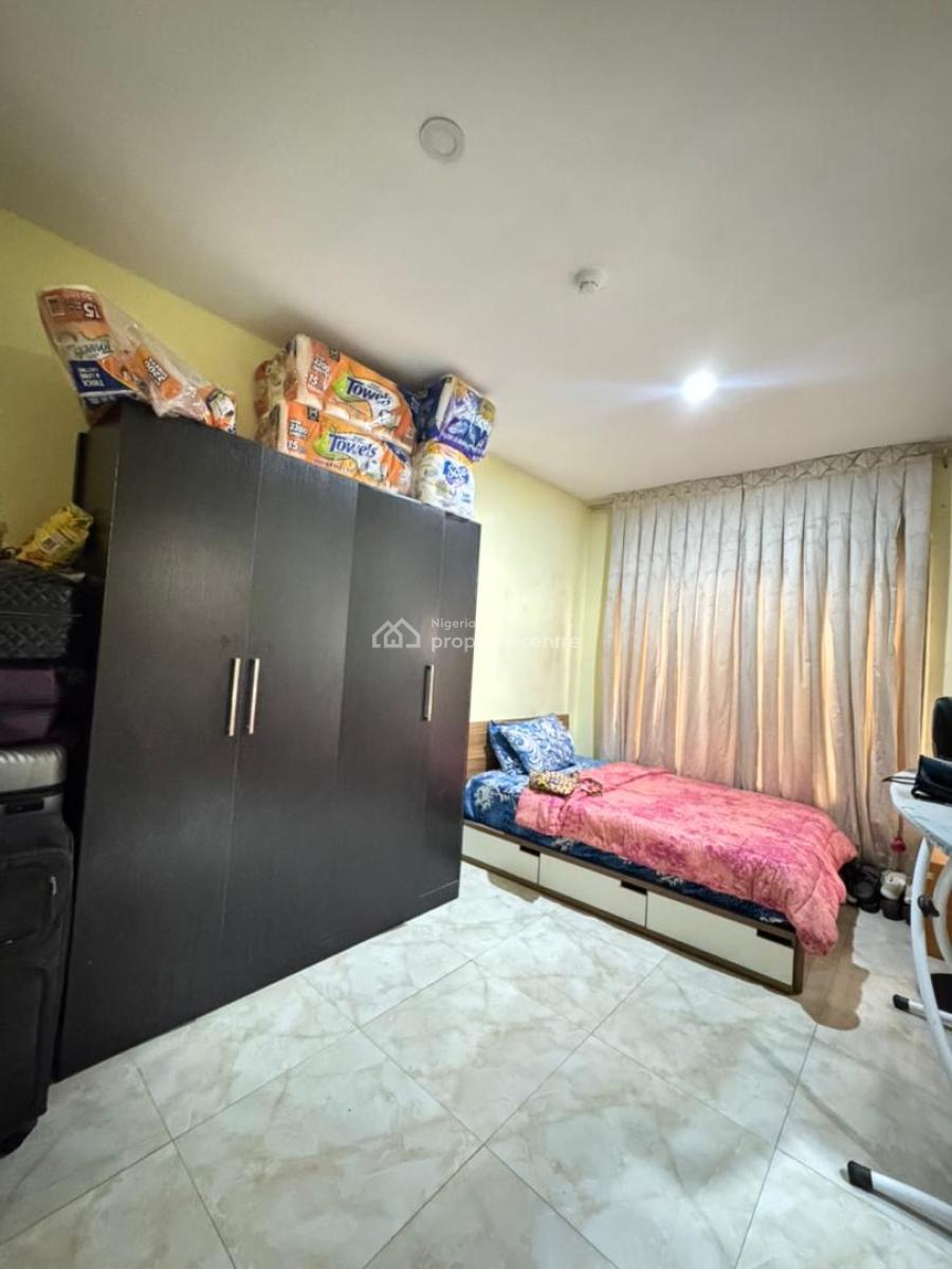 Well Maintain 4bedroom Apartment on Third Floor, Banana Island Road, Ikoyi, Lagos, Flat / Apartment for Rent