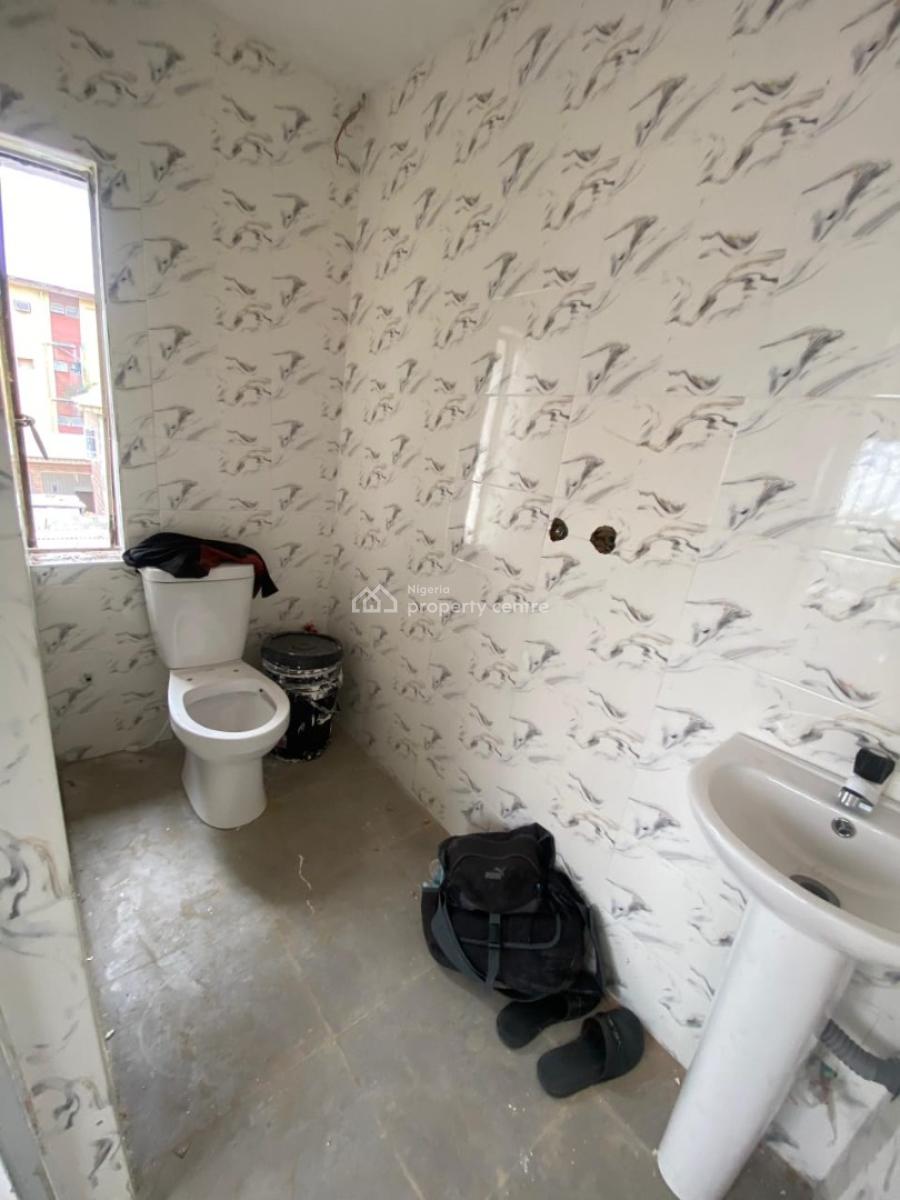 Spacious 6 Units of 3-bedroom Flat, Kilo, Surulere, Lagos, Flat / Apartment for Rent