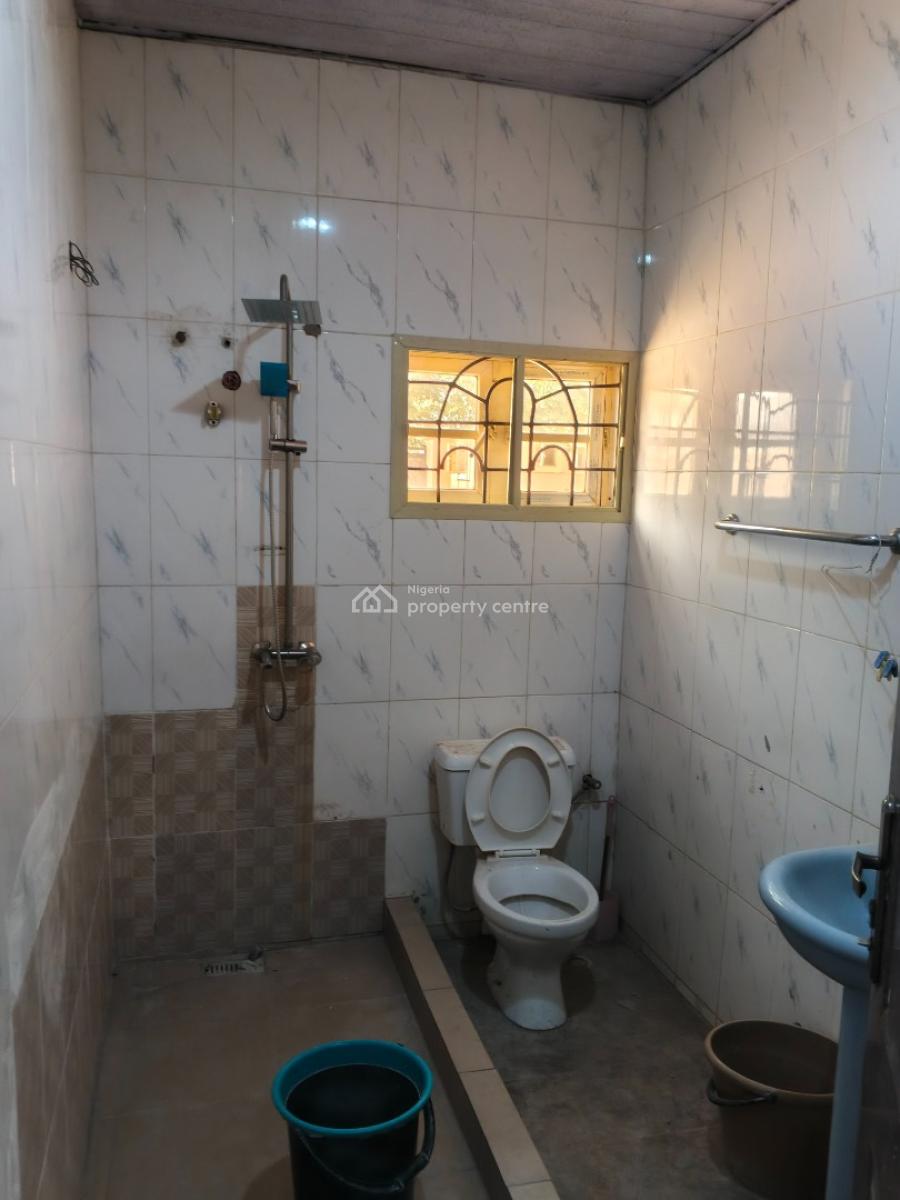 Sweet 3bedroom Bungalow with Massive Compound, Dawaki, Gwarinpa, Abuja, Detached Bungalow for Rent