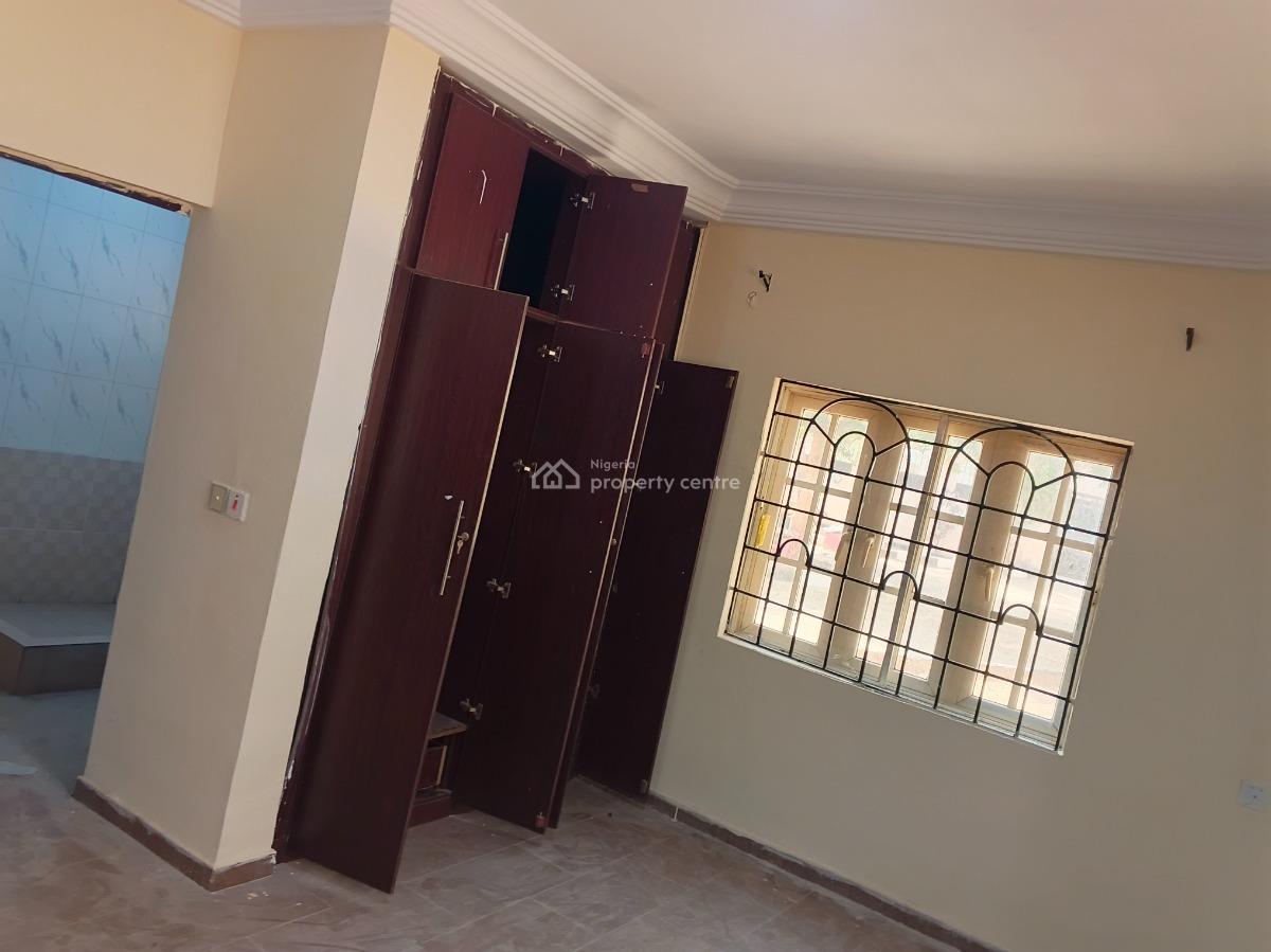 Sweet 3bedroom Bungalow with Massive Compound, Dawaki, Gwarinpa, Abuja, Detached Bungalow for Rent