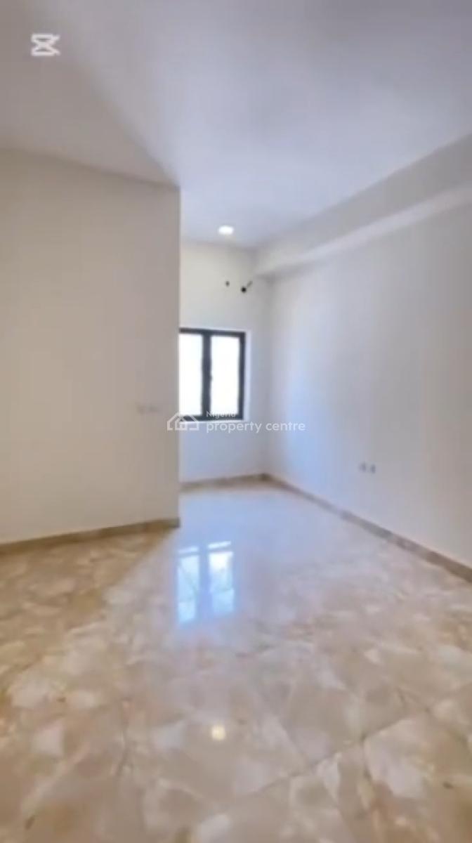 3 Bedroom Apartment with Bq, Gilmore, Tarred Road, Jahi, Abuja, Flat / Apartment for Rent