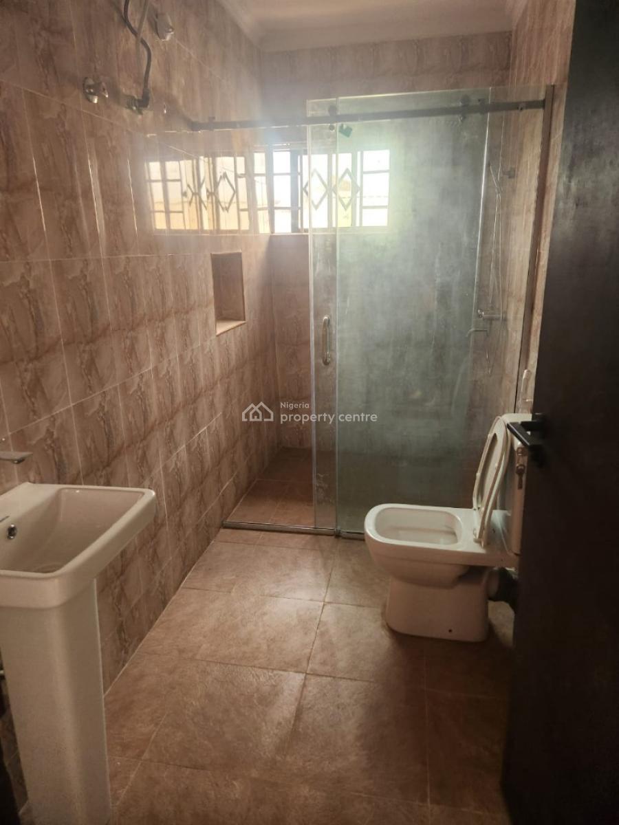 Spacious 3 Bedroom Apartment, Ikeja Gra, Ikeja, Lagos, Flat / Apartment for Rent
