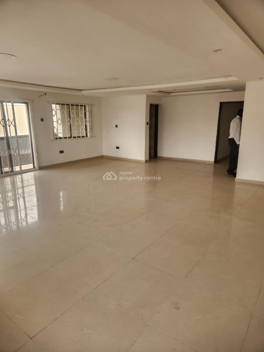 Spacious 3 Bedroom Apartment, Ikeja Gra, Ikeja, Lagos, Flat / Apartment for Rent