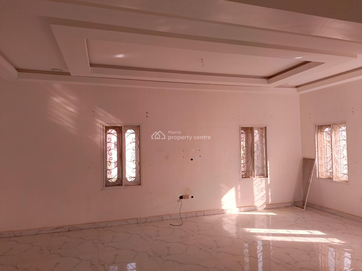 Clean and Spacious 2 Bedroom Flat in a Serene Environment, Jahi By Aduvie, Jahi, Abuja, Flat / Apartment for Rent