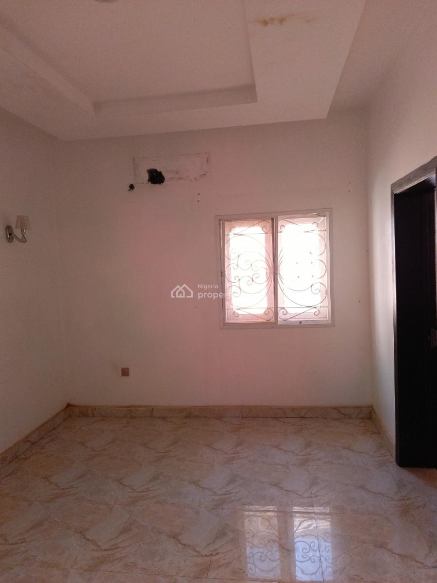 Clean and Spacious 2 Bedroom Flat in a Serene Environment, Jahi By Aduvie, Jahi, Abuja, Flat / Apartment for Rent