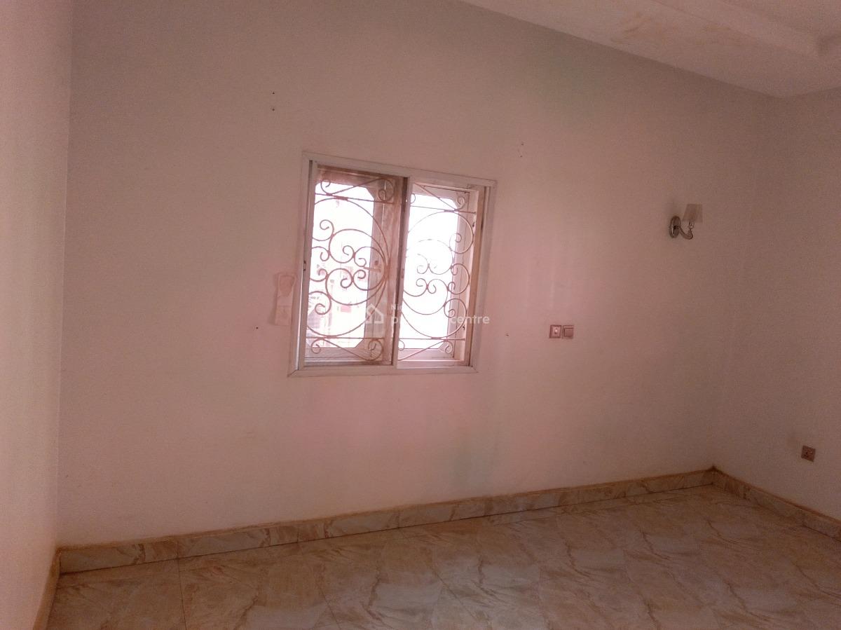 Clean and Spacious 2 Bedroom Flat in a Serene Environment, Jahi By Aduvie, Jahi, Abuja, Flat / Apartment for Rent