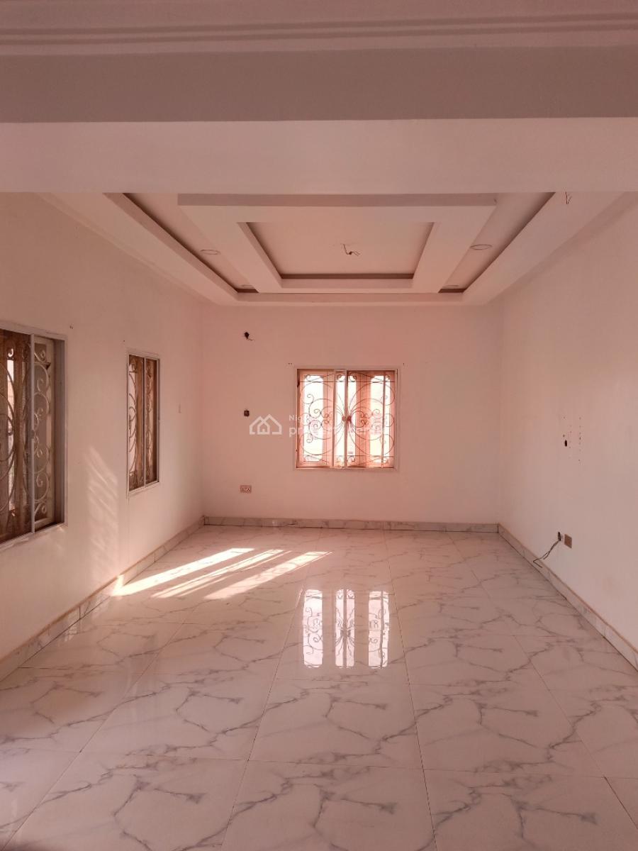 Clean and Spacious 3 Bedroom Flat in a Serene Environment, Jahi By Aduvie School, Jahi, Abuja, Flat / Apartment for Rent