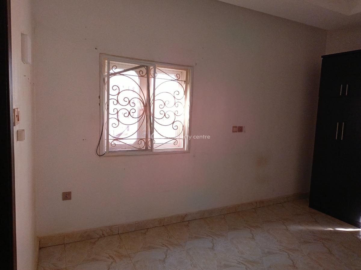 Clean and Spacious 3 Bedroom Flat in a Serene Environment, Jahi By Aduvie School, Jahi, Abuja, Flat / Apartment for Rent