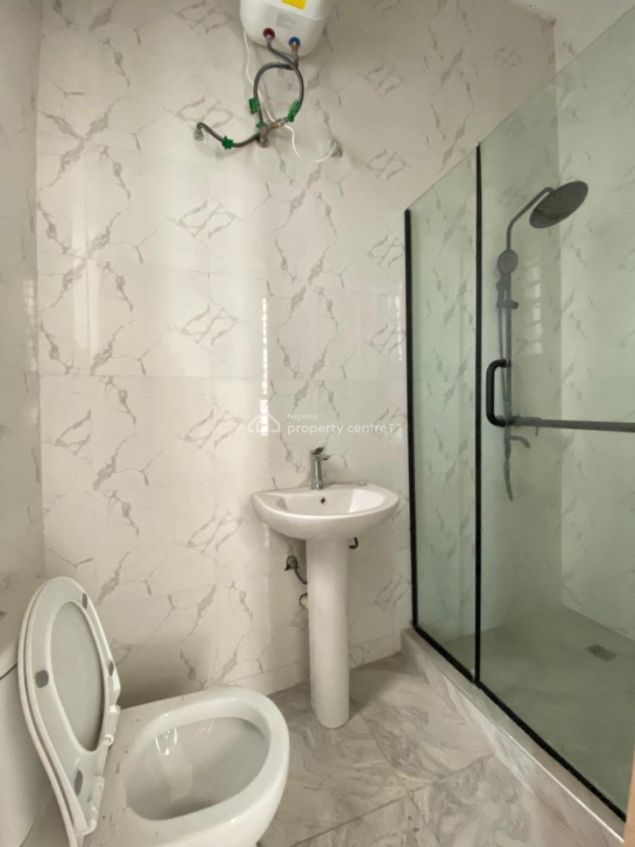 Luxury 2 Bed Apartment with 24hrs Light, Ologolo Lekki., Lekki, Lagos, Flat / Apartment for Rent