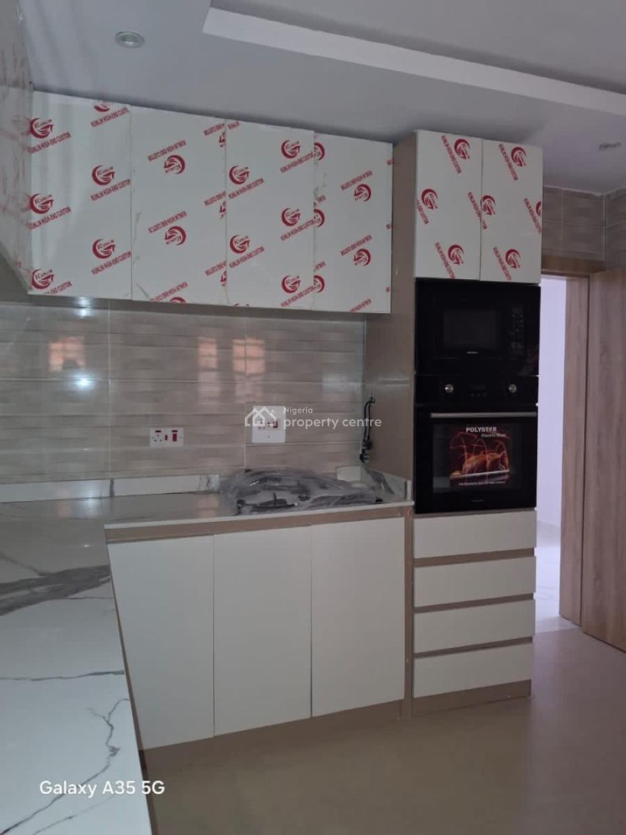 Newly Built: Spacious and Lovely in Secured Estate, Sangotedo, Ajah, Lagos, Flat / Apartment for Rent