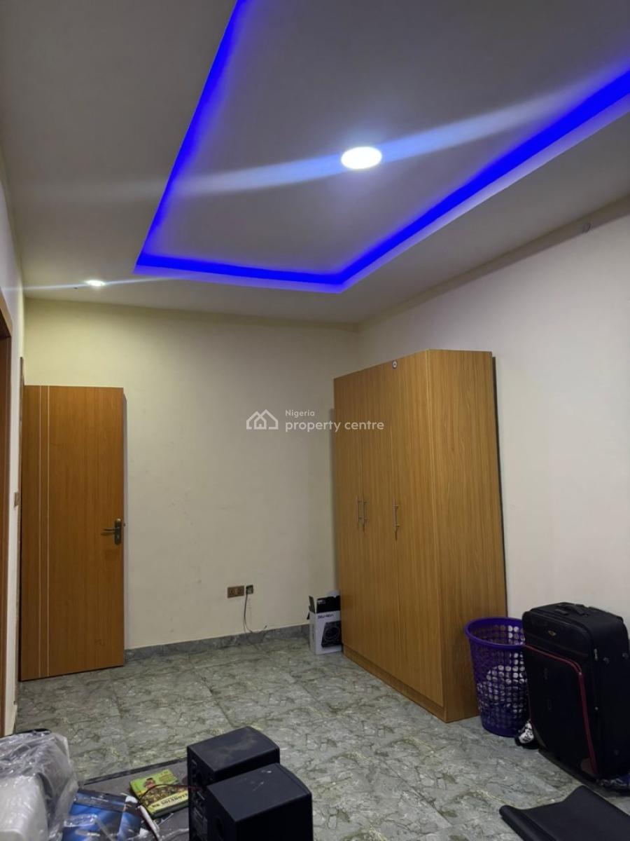 Masters Bedroom, Atlantic View Estate, Lekki Phase 2, Lekki, Lagos, Flat / Apartment for Rent