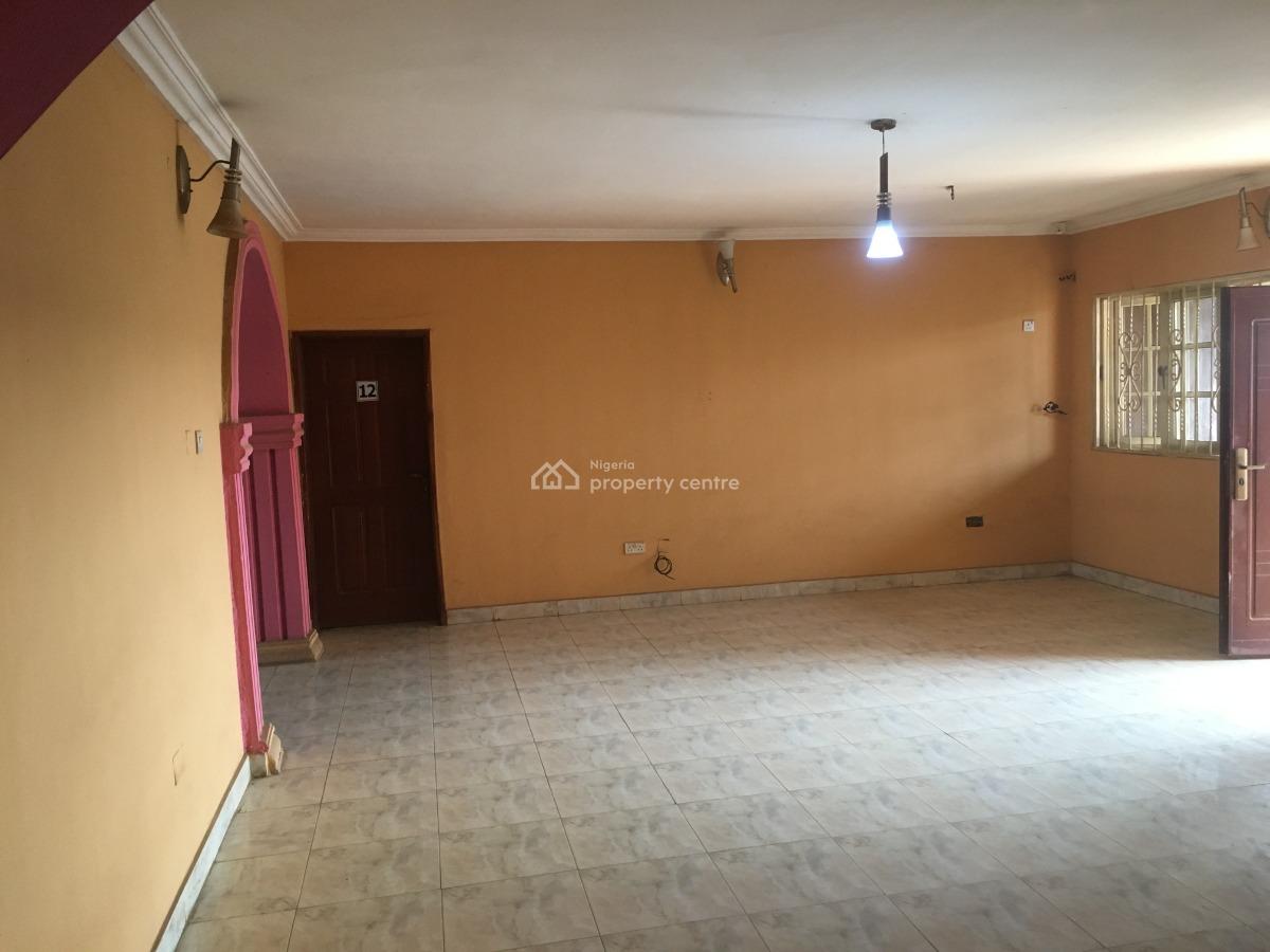 3bdrm Block of Flats, Ogunlewe Estate, Igbogbo, Ikorodu, Lagos, Block of Flats for Sale