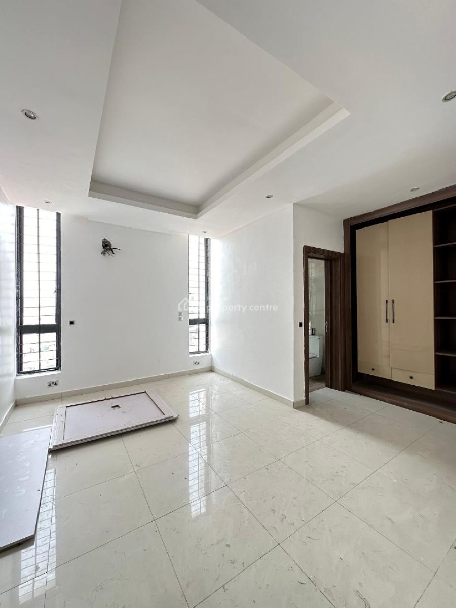 a Well Built 4 Bedroom Terrace Duplex, Lekki Phase 1, Lekki, Lagos, Terraced Duplex for Sale