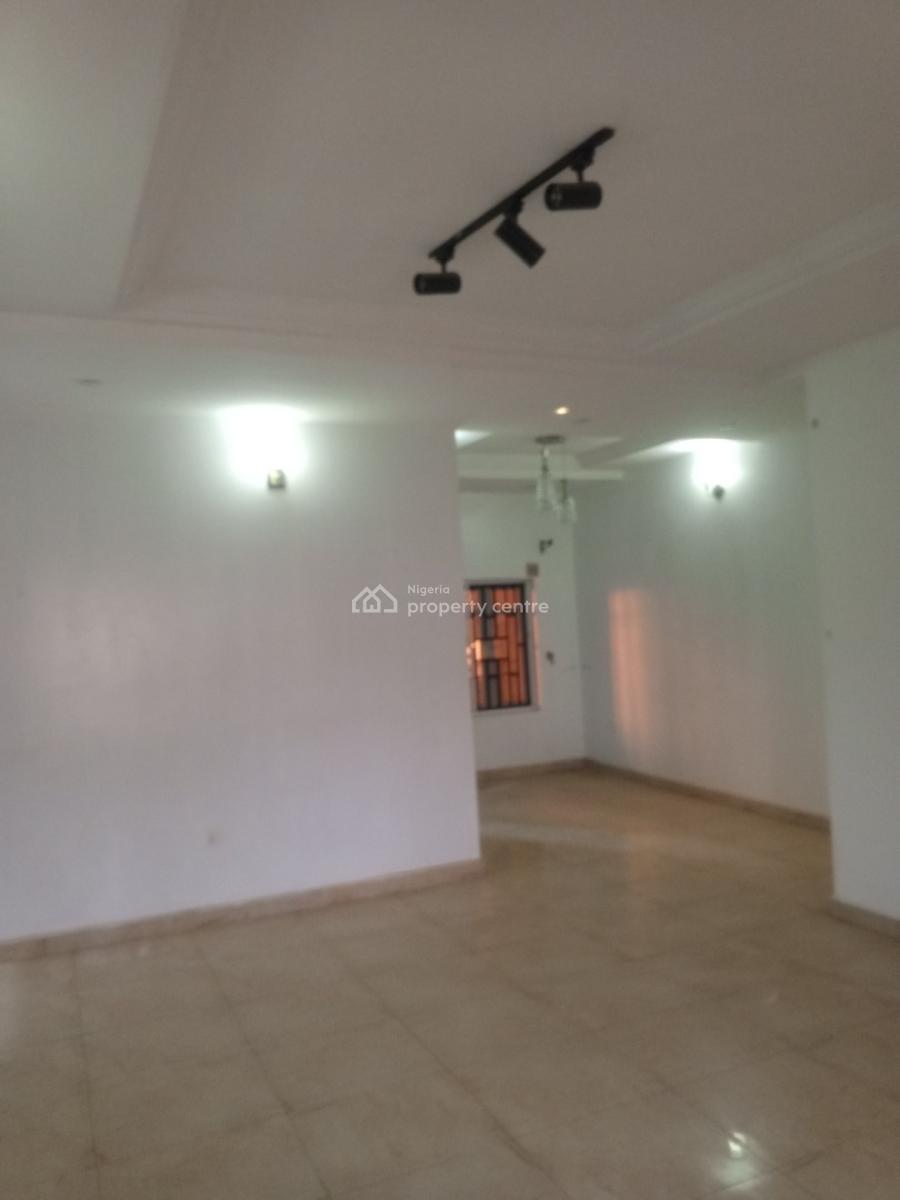 Very Nice 2 Bedrooms Flat Fo1 Behind Sokale Garden, Fo1 Layout, Kubwa, Abuja, Flat / Apartment for Rent
