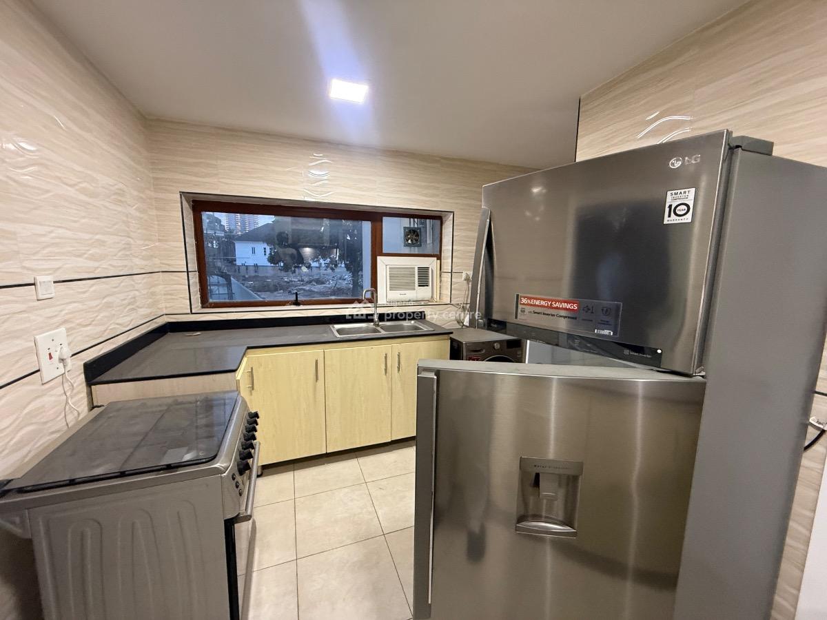 Fully Serviced 3 Bedroom Apartment with Maids Room, Ikoyi, Lagos, Flat / Apartment for Rent