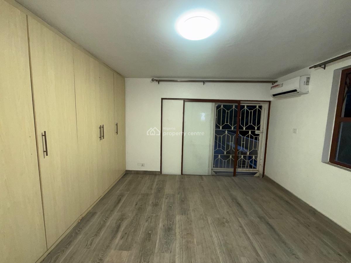 Fully Serviced 3 Bedroom Apartment with Maids Room, Ikoyi, Lagos, Flat / Apartment for Rent