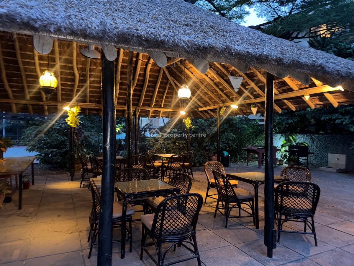 Fully Serviced 3 Bedroom Apartment with Maids Room, Ikoyi, Lagos, Flat / Apartment for Rent