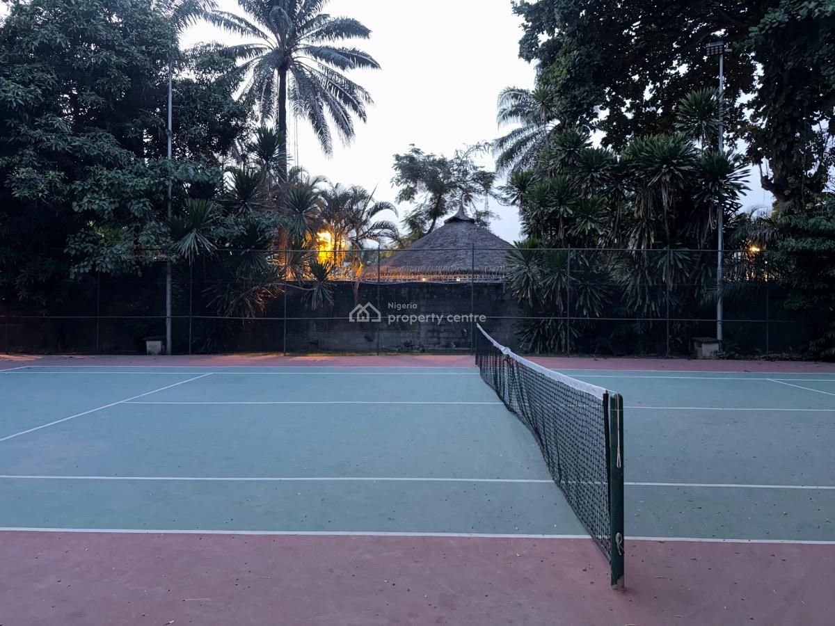 Fully Serviced 3 Bedroom Apartment with Maids Room, Ikoyi, Lagos, Flat / Apartment for Rent