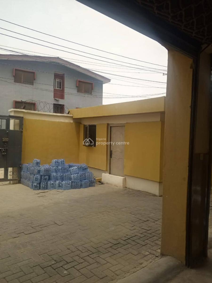 Block of Apartments, Pedro, Palmgrove, Shomolu, Lagos, Block of Flats for Sale