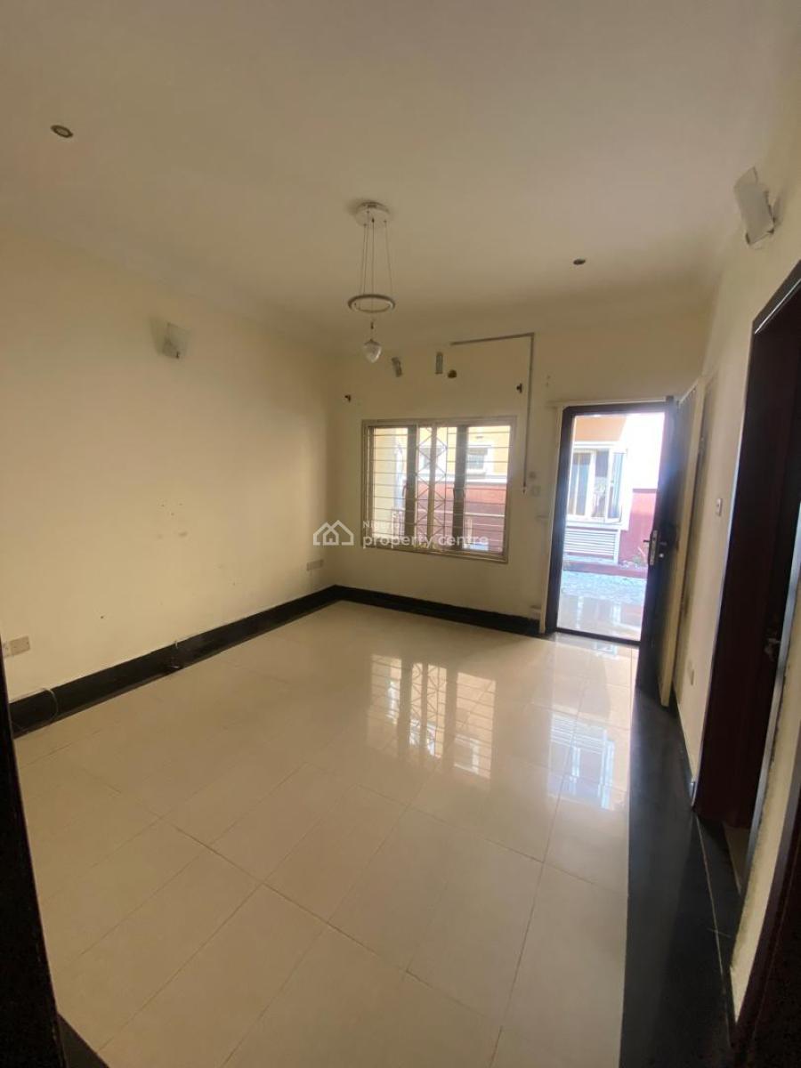 American Standard Room and Parlor Mini Flat in Oniru Extension Vi, Off Chief Yusuf Abiodun Oniru Victoria Island Extension, Oniru, Victoria Island (vi), Lagos, Mini Flat (room and Parlour) for Rent
