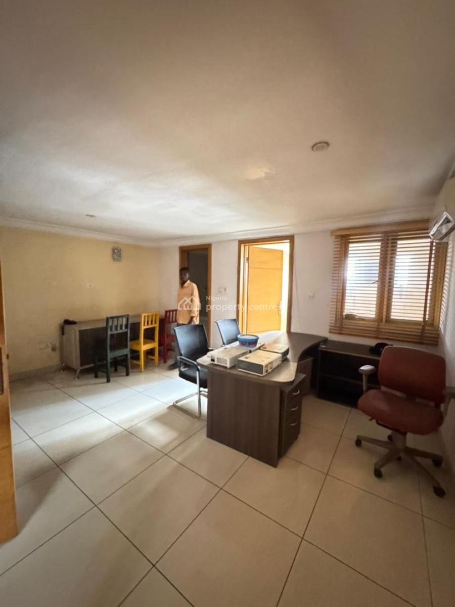 Perfect for Commercial Purposes: 2years Required, Right Side, Lekki Phase 1, Lekki, Lagos, Semi-detached Duplex for Rent