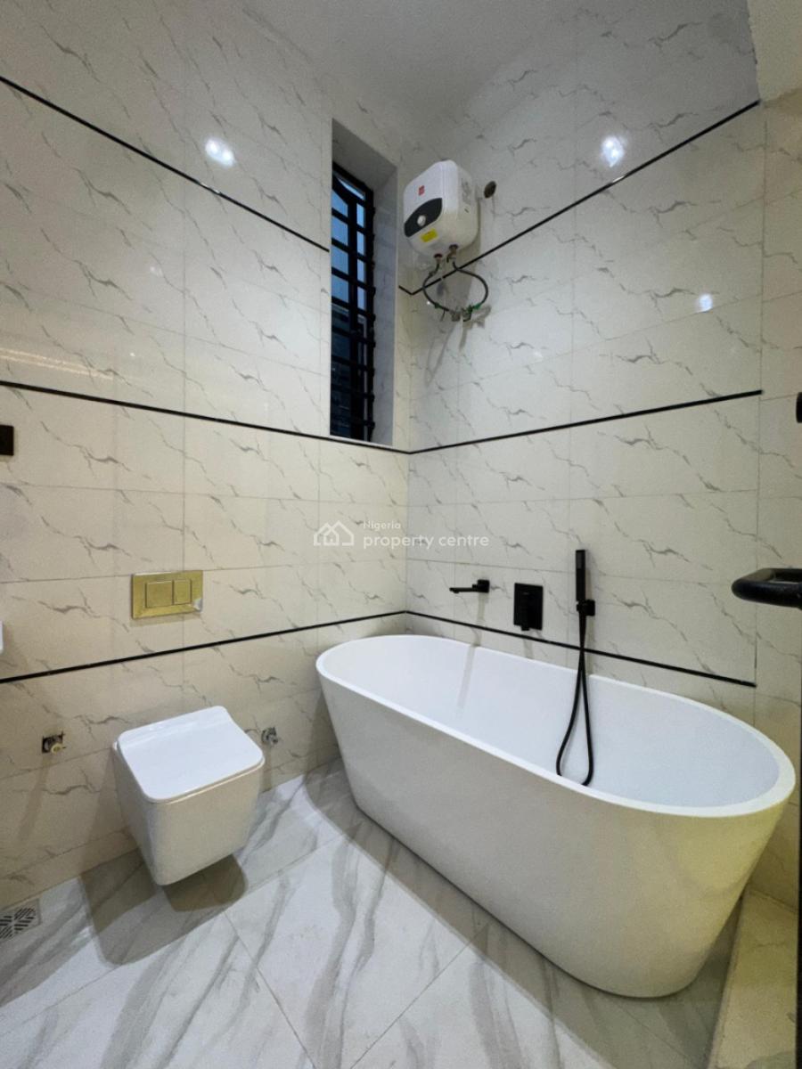 Self Serviced  Luxury 5  Bedroom Duplex with a Pool ., Ikota, Lekki, Lagos, Detached Duplex for Sale