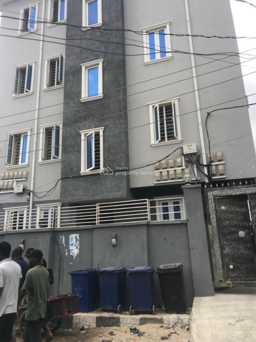Relatively New Studio Apartment with Modern Facilities, Kayode Street Abule Ijesha Yaba Lagos, Yaba, Lagos, Self Contain (single Rooms) for Rent