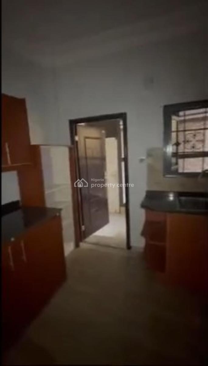 4 Bedroom, District, Guzape District, Abuja, Terraced Duplex for Rent