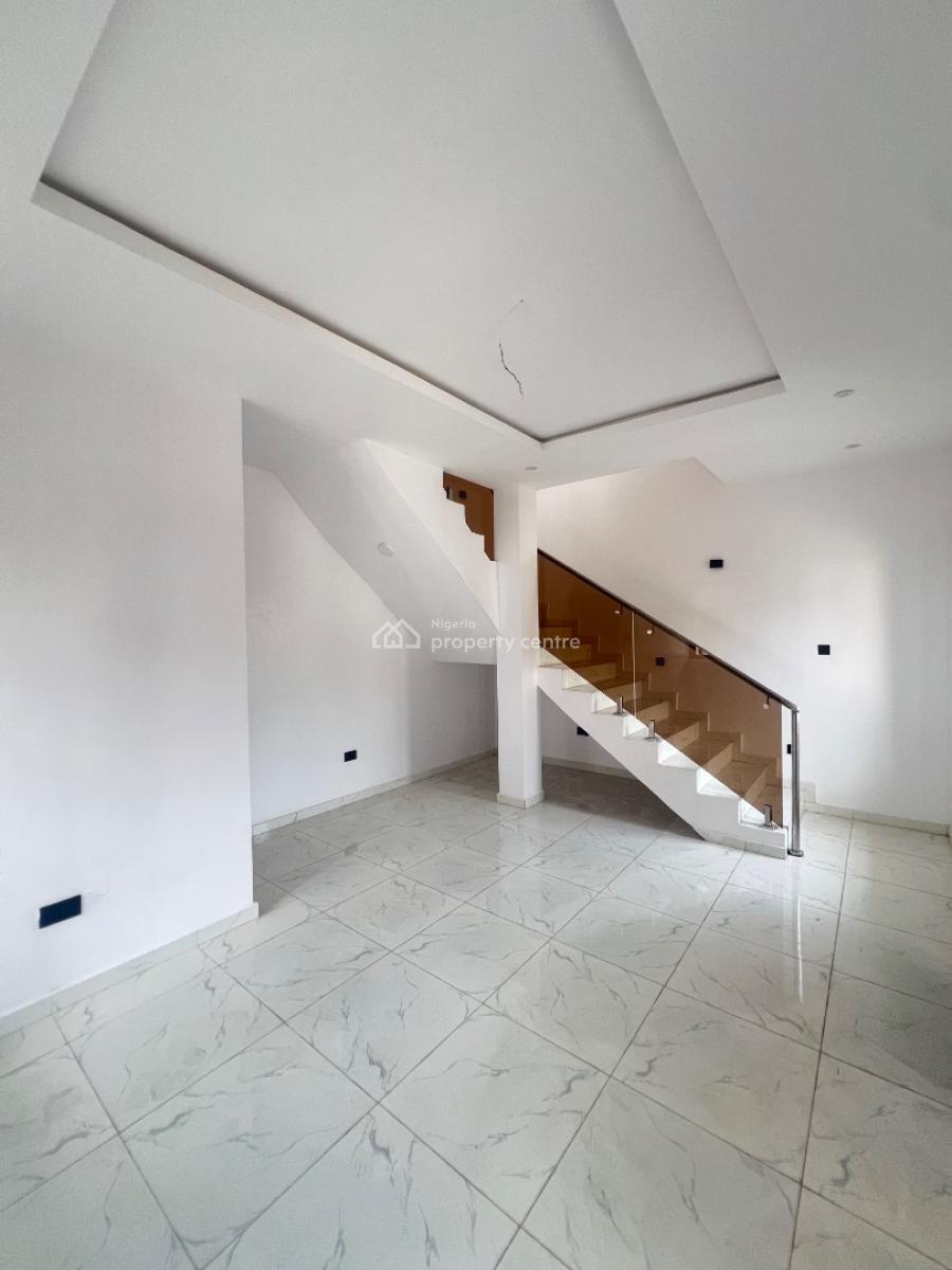 Luxury Fully Fitted 4 Bedrooms Terrace -duplex House with Bq, Obanikoro, Shomolu, Lagos, Terraced Duplex for Sale