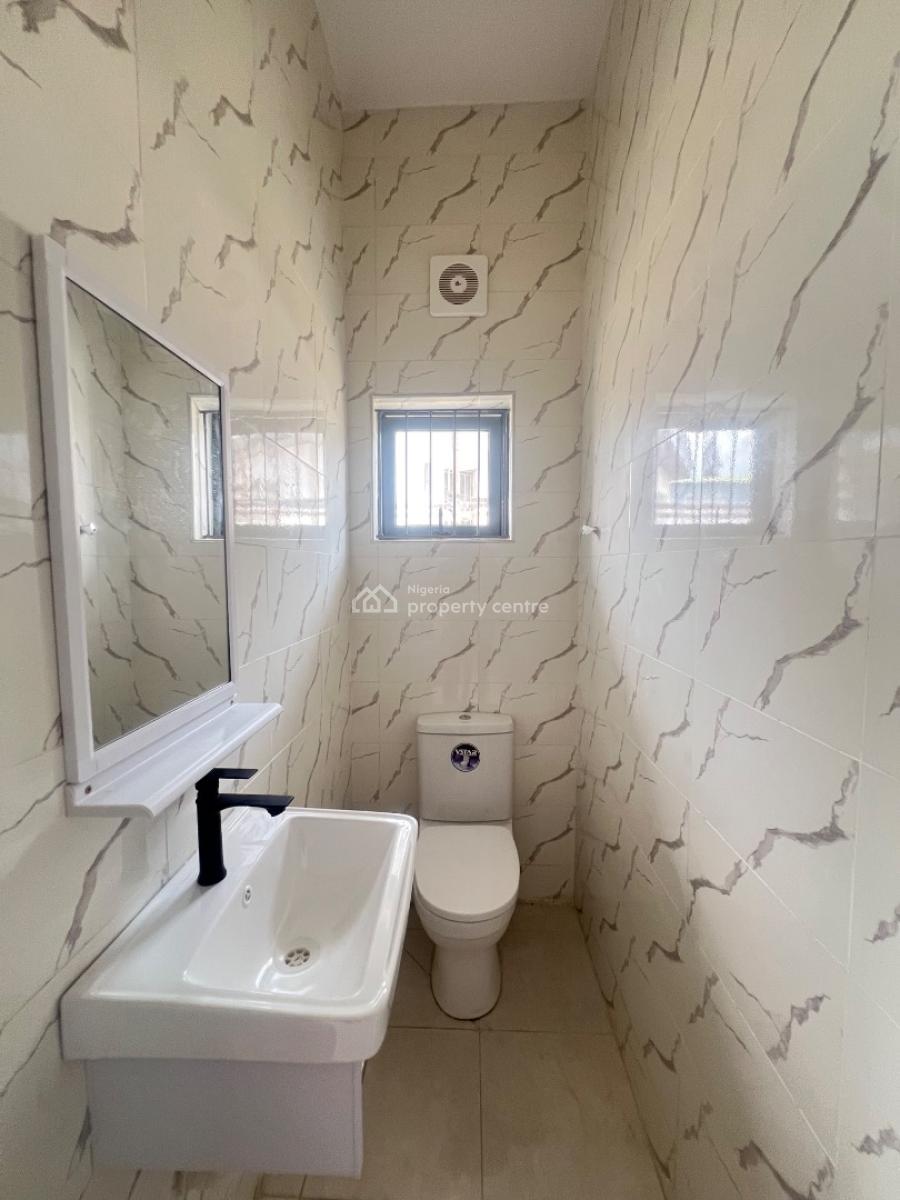 Luxury Fully Fitted 4 Bedrooms Terrace -duplex House with Bq, Obanikoro, Shomolu, Lagos, Terraced Duplex for Sale