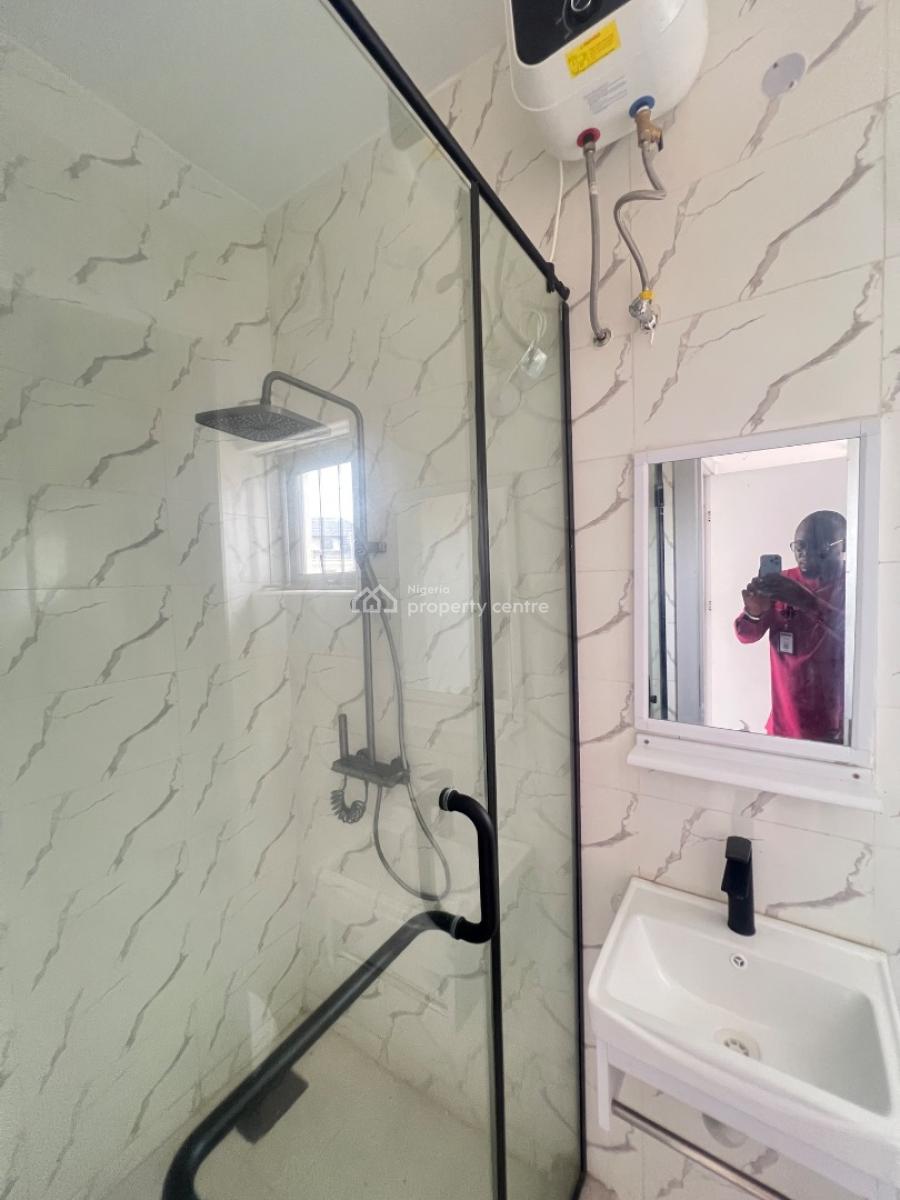 Luxury Fully Fitted 4 Bedrooms Terrace -duplex House with Bq, Obanikoro, Shomolu, Lagos, Terraced Duplex for Sale