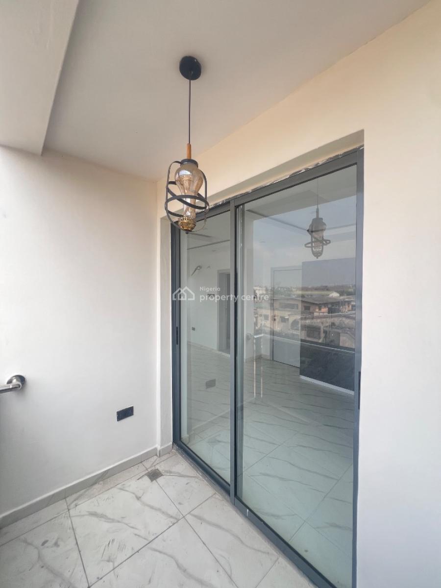 Luxury Fully Fitted 4 Bedrooms Terrace -duplex House with Bq, Obanikoro, Shomolu, Lagos, Terraced Duplex for Sale