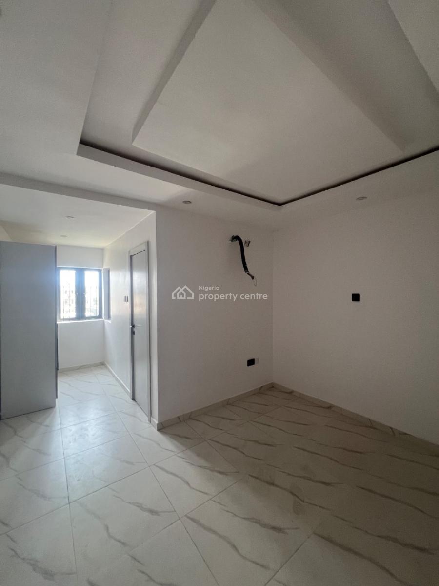 Luxury Fully Fitted 4 Bedrooms Terrace -duplex House with Bq, Obanikoro, Shomolu, Lagos, Terraced Duplex for Sale