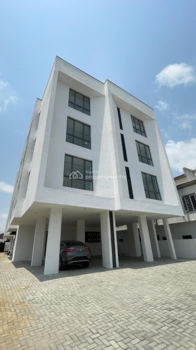 a Splendid Luxurious Styled 2 Bedroom Apartment in a Secured  Estate, Agungi, Lekki, Lagos, Block of Flats for Sale