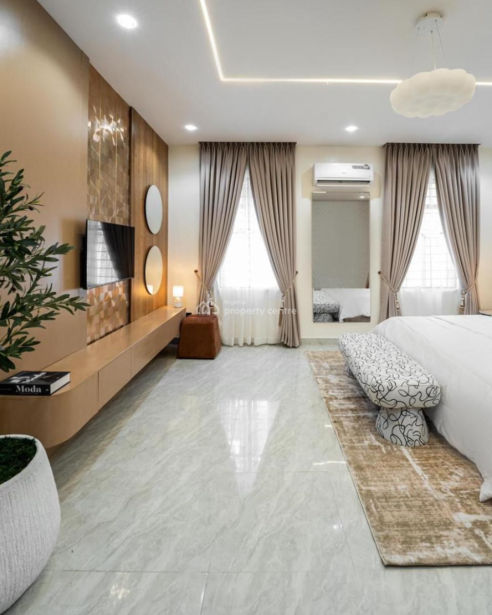 Exquisite 1 Bedroom with Exclusive Amenities (swimming Pool), 1 Bedroom Shortlet Apartment in Lekki, Off Freedom Way., Ikate, Lekki, Lagos, Flat / Apartment Short Let