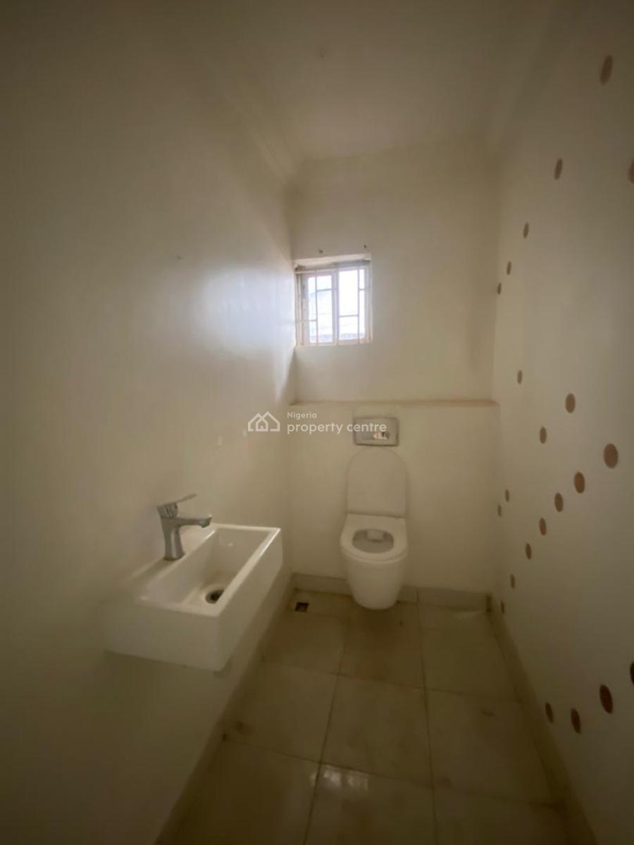 Beautiful 2 Bedroom Spacious Bungalow Perfect for Office, Serene Neighborhood, Wuse 2, Abuja, Semi-detached Bungalow for Rent