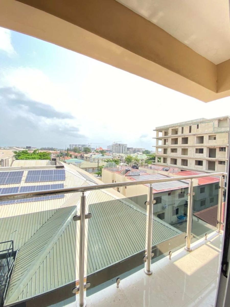 Fully Service 3 Bedroom Apartment with Pool, Off Admiralty Way, Lekki, Lagos, Flat / Apartment for Rent