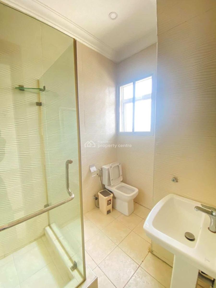 Fully Service 3 Bedroom Apartment with Pool, Off Admiralty Way, Lekki, Lagos, Flat / Apartment for Rent