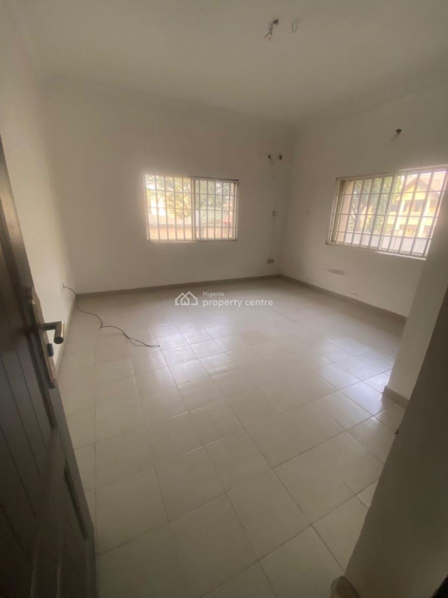 2 Bedroom Spacious and Serviced Apartment, Office /residential Use, Serene and Well Secured Neighborhood, Wuse 2, Abuja, Flat / Apartment for Rent