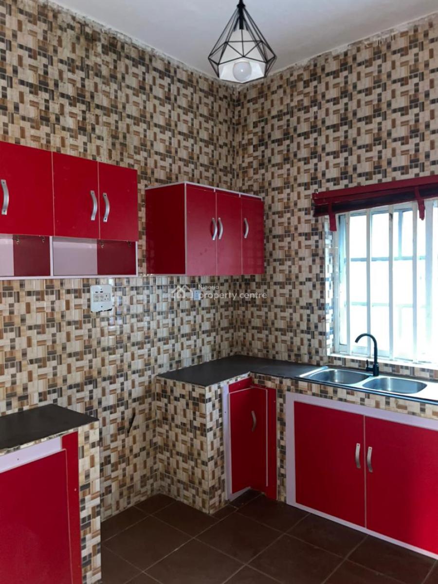 Sharp Clean Lovely 3 Bedroom Apartment, Lbs Road Ajah, Ajah, Lagos, Flat / Apartment for Rent