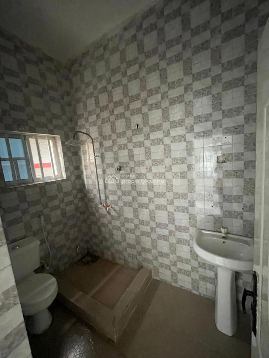 Sharp Clean Lovely 3 Bedroom Apartment, Lbs Road Ajah, Ajah, Lagos, Flat / Apartment for Rent