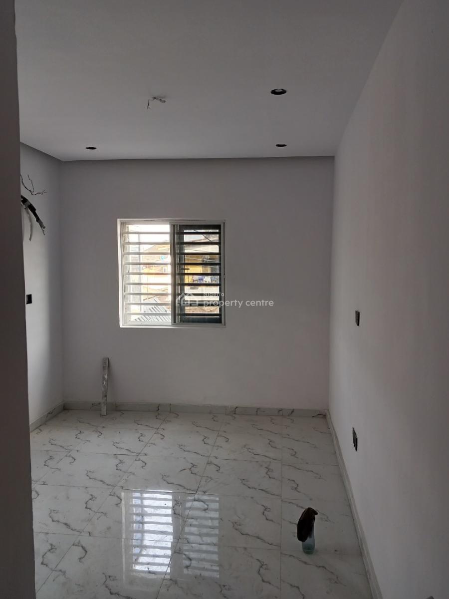 New 2 Bedroom, Shomolu, Lagos, Flat / Apartment for Rent