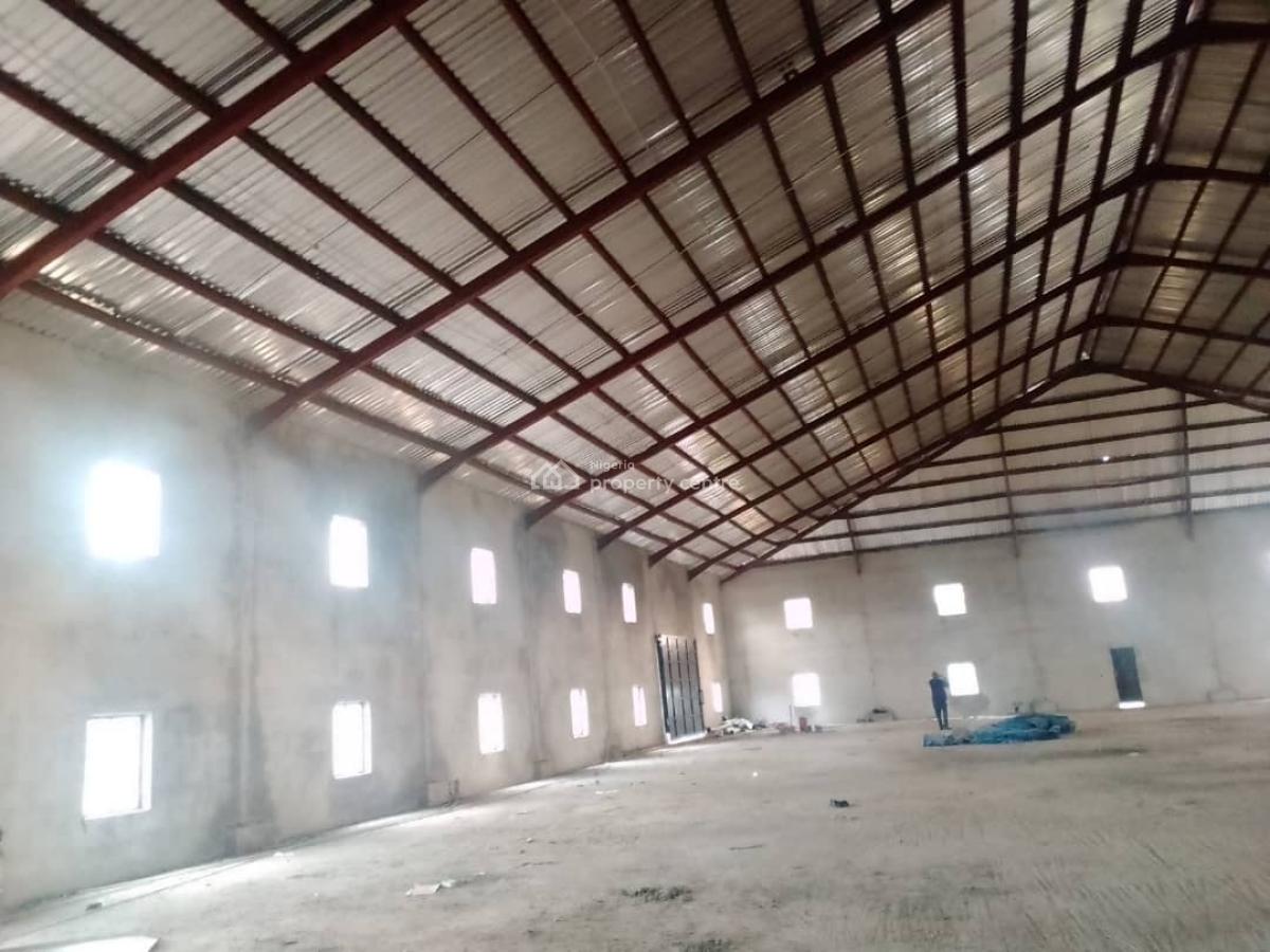 a Vacant Warehouse on 6,690sqm Land, Awoyaya, Ibeju Lekki, Lagos, Warehouse for Sale