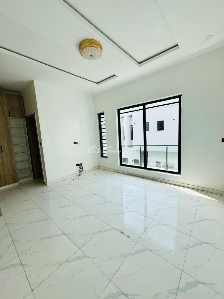 Spacious 4-bedroom Terrace with Bq, Ikota, Lekki, Lagos, Terraced Duplex for Sale