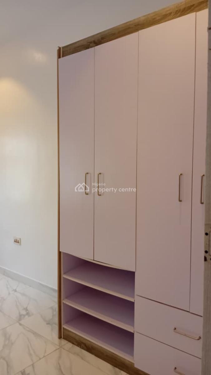 Upstairs Shared Mini Flat Apartment with Amenities in Chevyview Estate, Chevyview Estate, Lekki, Lagos, Self Contain (single Rooms) for Rent