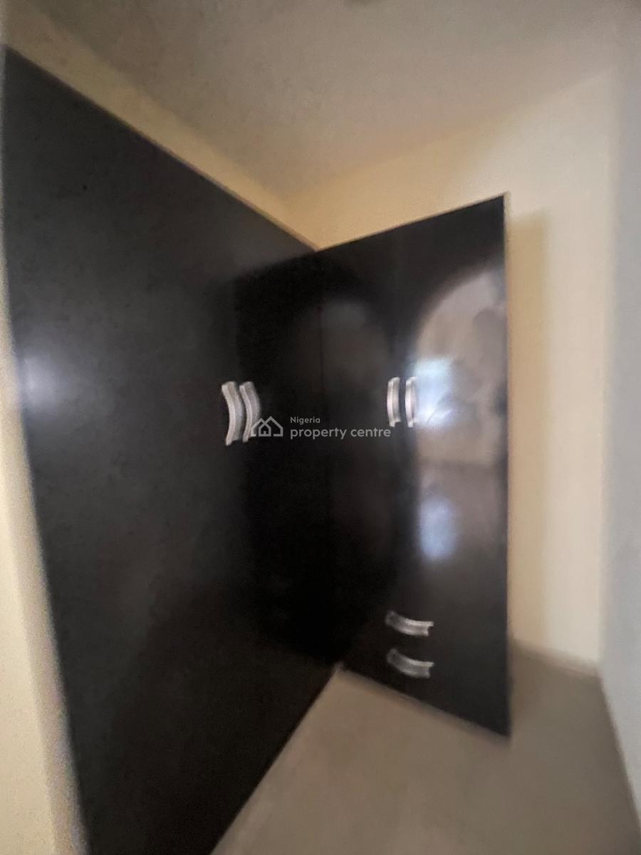 3 Bedroom Flat in a Premium Premium Estate 24 Hours Light, Fara Park Estate, Sangotedo, Ajah, Lagos, Flat / Apartment for Rent